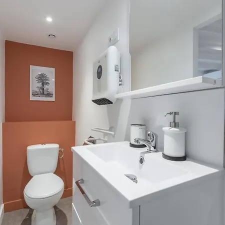 Beaux Arts Equipped Apartment Lille