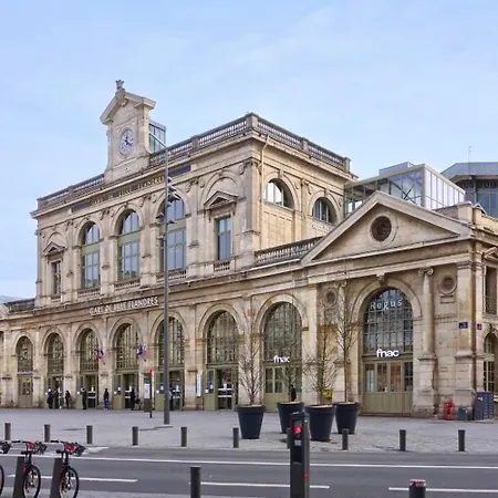 Beaux Arts Equipped Lägenhet